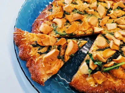 Кето-пицца с лисичками