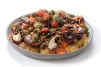 Осьминог с картофелем