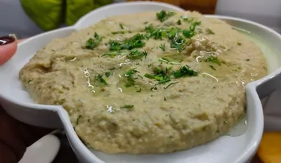 Хумус из баклажан и нута