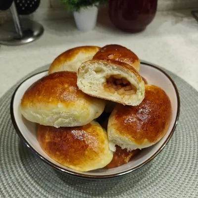 Пирожки с яблоком и корицей