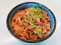 Феттучини ширатаки с печенью