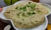 Хумус из баклажан и нута