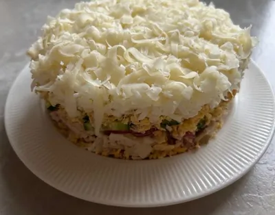 Салат с консервированными шампиньонами