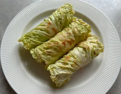 Рулетики из пекинской капусты