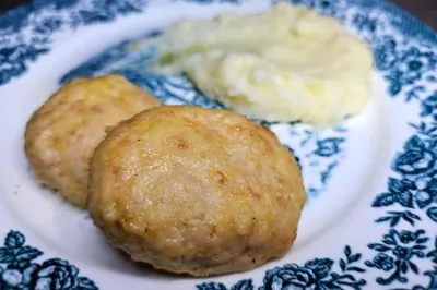 Куриные котлеты в духовке