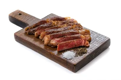 Стейк на сковороде