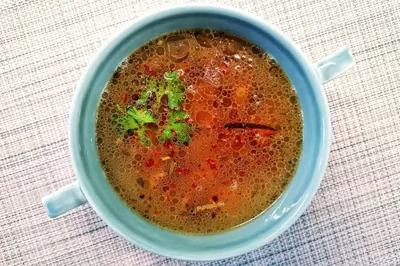 Куриный бульон с беконом