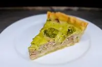 Киш с тунцом