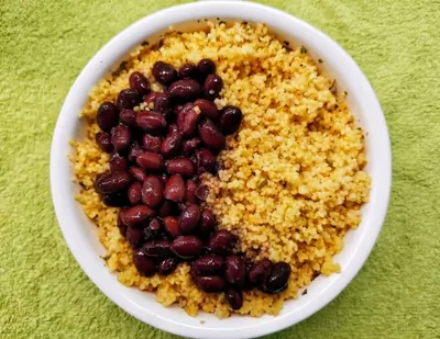 Кускус с карри и фасолью