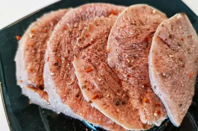 Отварной говяжий язык