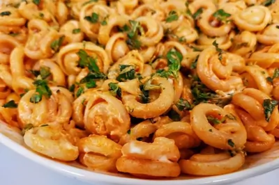 Паста с базиликом и сыром чеддер