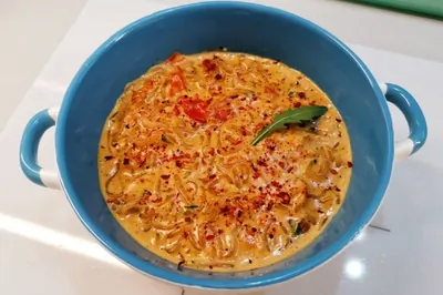 Спагетти с сыром страчателла