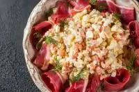 Оливье с утиным хамоном