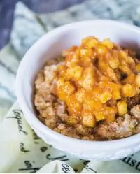 Боул с яблоком, бананом и киноа