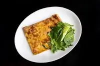 Блины с маасдамом и соусом бешамель