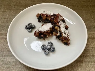 Печенье с голубикой, грецким орехом и черносливом