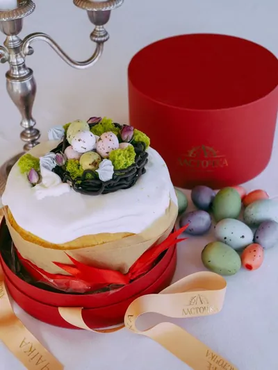 Пасхальный кулич с творожным сыром