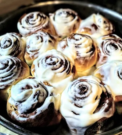 Синнабоны с сырным кремом