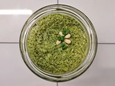 Песто из микрозелени гороха