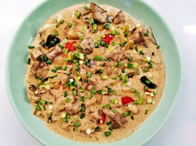 Азу с телячьей печенью в сливках