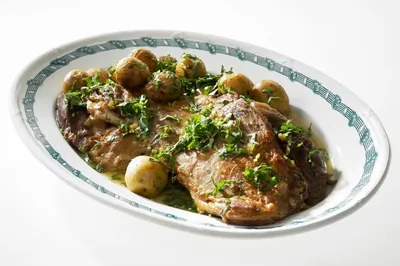 Баранья нога в духовке