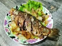 Карась в майонезном соусе