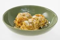 Яичная лапша с тыквой и миндалем