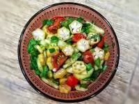 Салат из маринованной бамии