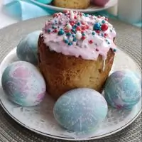 Пасхальный кулич с творогом
