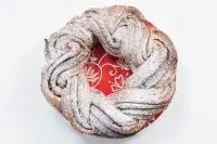 Бабка с сахаром и корицей