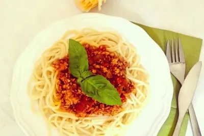 Ароматные спагетти болоньезе
