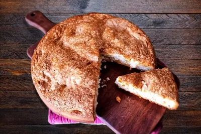 Шарлотка с антоновкой