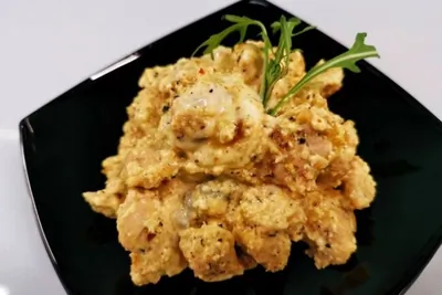 Куриный фарш в соусе дорблю