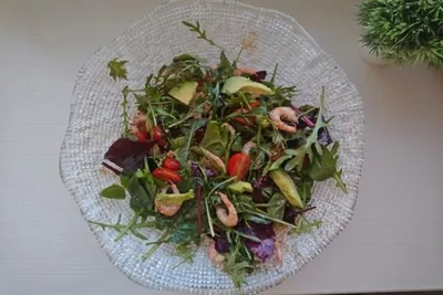 Салат с креветками
