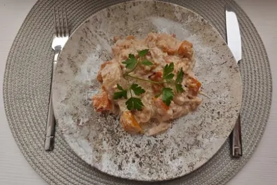 Треска с тыквой и беконом