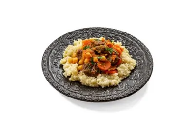 Баранина с нутом и кускусом