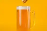 Медовый коктейль на пиве