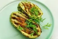 Кабачок с чесноком и сыром