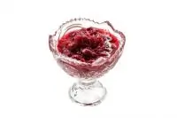 Густое вишневое варенье с целыми ягодами