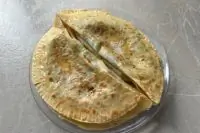 Хычины с сыром и зеленью