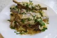 Говяжьи ребра в сметане