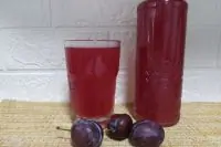 Компот из домашних ягод