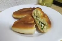 Пирожки с яйцом и зеленым луком