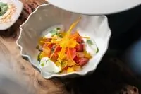 Конкассе из цитрусов с тархуном и мятой