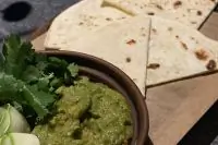 Намазка из кабачка с обжаренной лепешкой