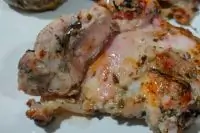 Куриный шашлык маринованный в соусе ткемали