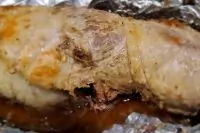 Рулет из свинины запеченный в духовке