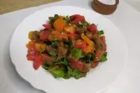 Теплый салат с овощами