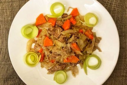 Овощное рагу с филе бедра индейки