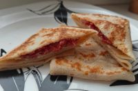 Блинчики с сыром и колбасой